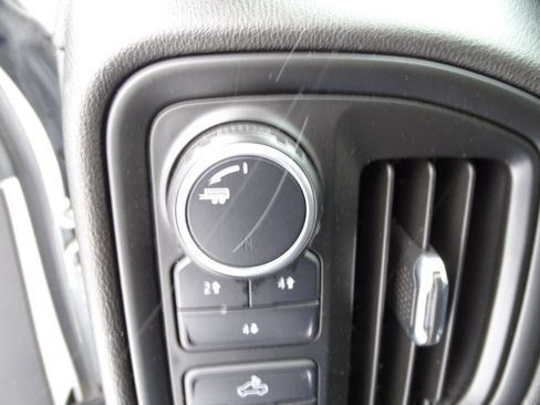 Used 2022 Chevrolet Silverado 2500 W/T w/ WT Convenience Package image 17