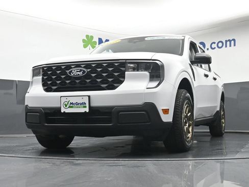 Used 2025 Ford Maverick XL w/ Equipment Group 102A AWD/4WD image 7