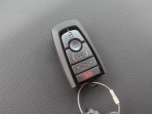 New 2025 Ford F150 Lariat w/ Equipment Group 501A Mid image 25