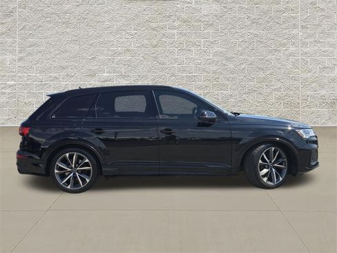 Certified 2023 Audi SQ7 Premium Plus w/ Executive Package AWD/4WD image 8