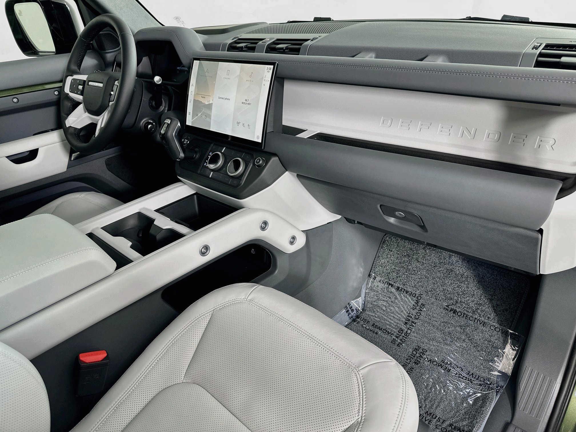 New 2026 Land Rover Defender 110 X-Dynamic SE AWD/4WD image 27