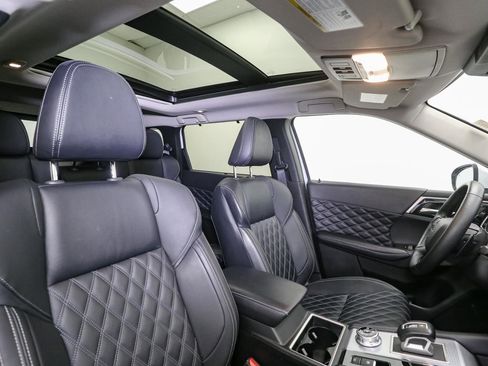 Used 2024 Mitsubishi Outlander 4WD Plug-In Hybrid image 20