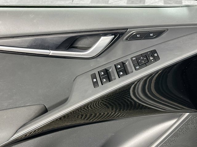 Used 2023 Kia Niro Wave w/ Wave Preserve Package FWD image 26