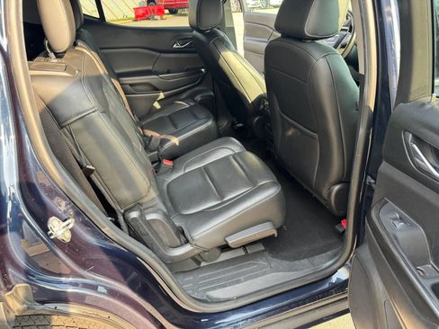 Used 2017 GMC Acadia SLT FWD image 22