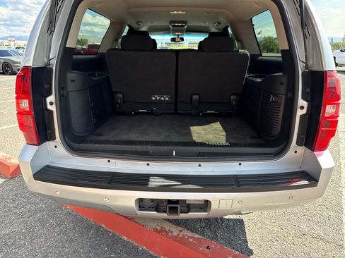 Used 2014 Chevrolet Suburban LS AWD/4WD image 23