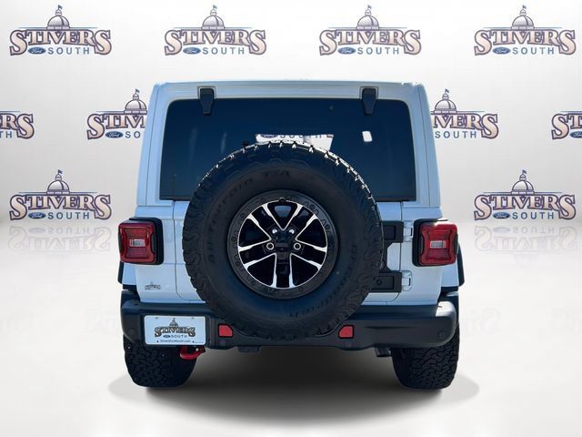 Used 2026 Jeep Wrangler Unlimited Rubicon AWD/4WD image 4