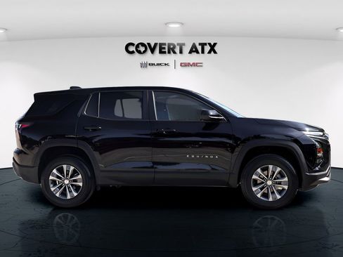 Used 2026 Chevrolet Equinox LT FWD image 8