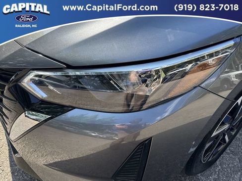 Used 2025 Nissan Sentra SV FWD image 11