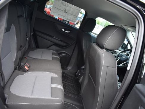 New 2026 Chevrolet Blazer LT w/ Convenience Package AWD/4WD image 15