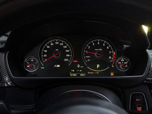 Used 2015 BMW M3 RWD image 30