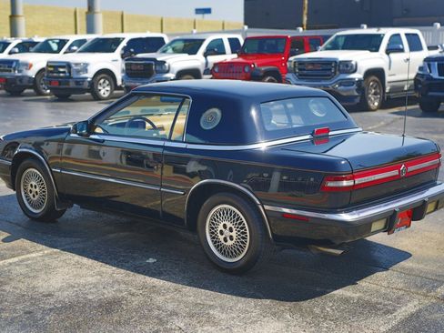Used 1990 Chrysler TC by Maserati FWD image 12