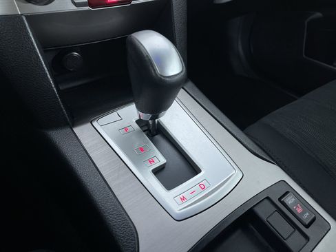 Used 2013 Subaru Legacy 2.5i Premium w/ All-Weather Pkg image 20