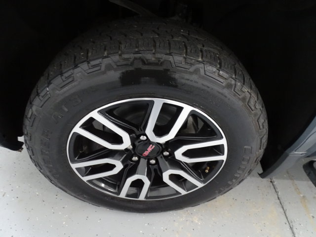 Certified 2020 GMC Sierra 1500 AT4 w/ AT4 Premium Package AWD/4WD image 28