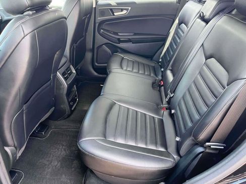 Used 2022 Ford Edge SEL w/ Convenience Package AWD/4WD image 17