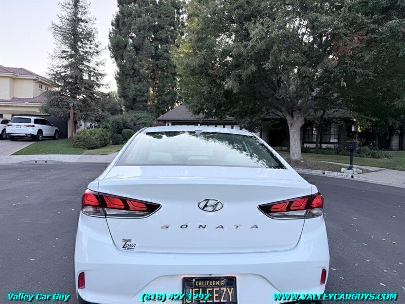 Used 2018 Hyundai Sonata SE FWD image 5