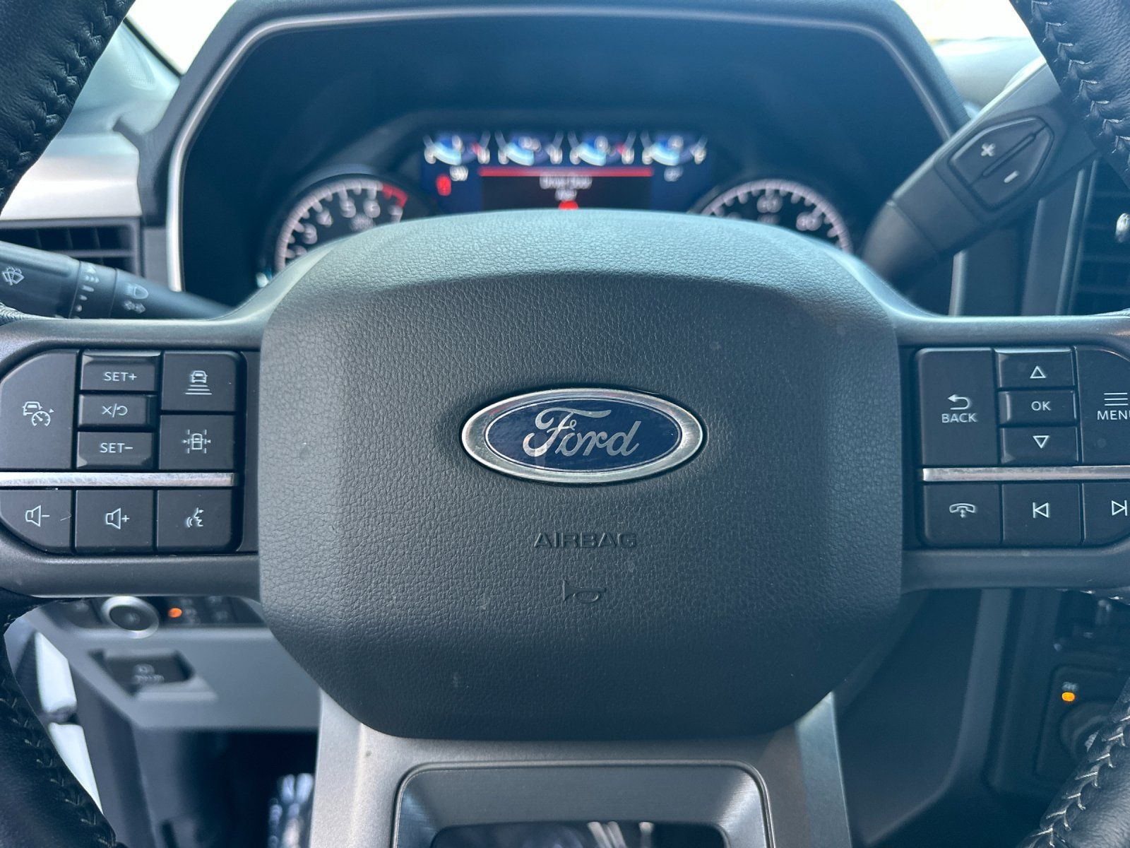 Used 2022 Ford F150 XLT w/ Equipment Group 302A High AWD/4WD image 25