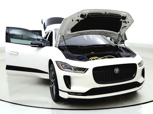 Used 2023 Jaguar I-PACE HSE AWD/4WD image 9