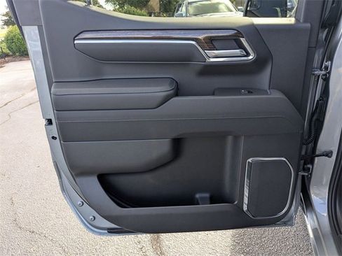 New 2026 GMC Sierra 1500 SLE w/ Preferred Package image 26