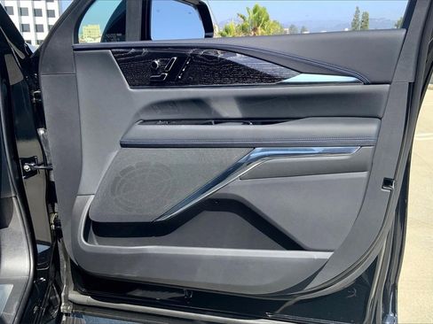 New 2026 Cadillac Escalade IQL Luxury image 35