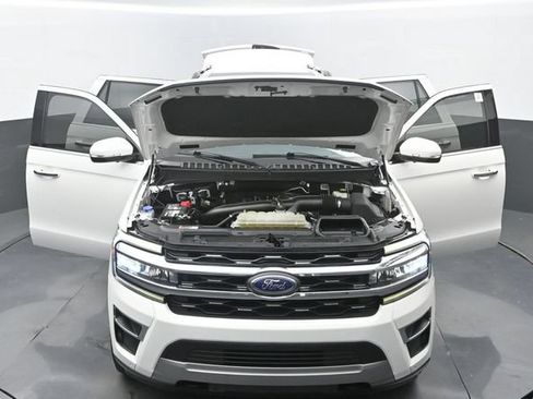 Used 2022 Ford Expedition Limited AWD/4WD image 36
