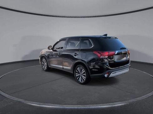 Used 2019 Mitsubishi Outlander ES image 6