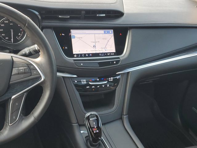 Certified 2024 Cadillac XT5 Premium Luxury w/ LPO, Floor Liner Package AWD/4WD image 31