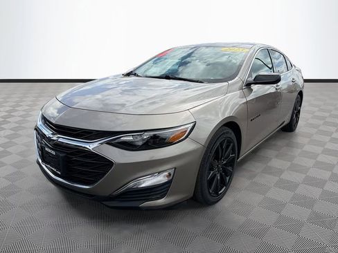 Used 2023 Chevrolet Malibu RS FWD image 3