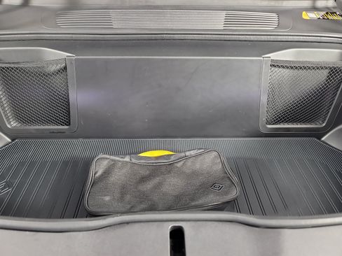 Used 2025 Rivian R1S Adventure AWD/4WD image 14