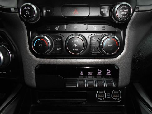 Certified 2023 RAM 1500 Big Horn image 17