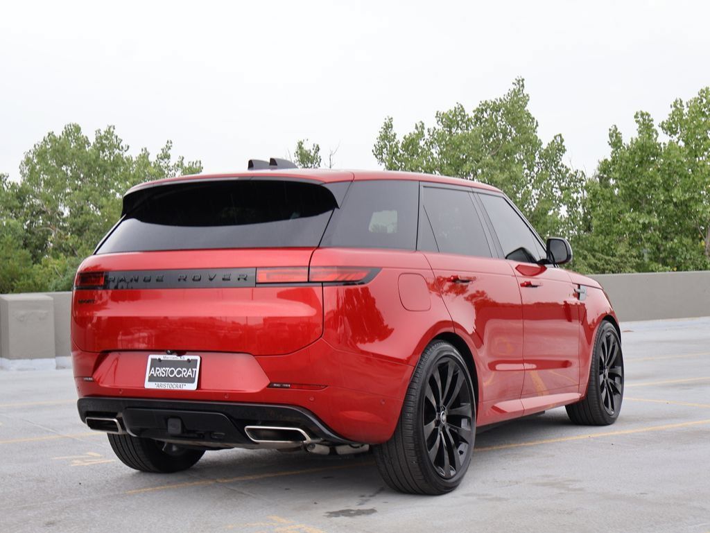 Certified 2025 Land Rover Range Rover Sport Dynamic SE AWD/4WD image 7
