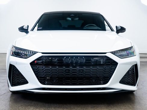 Used 2024 Audi RS 7 Performance image 2