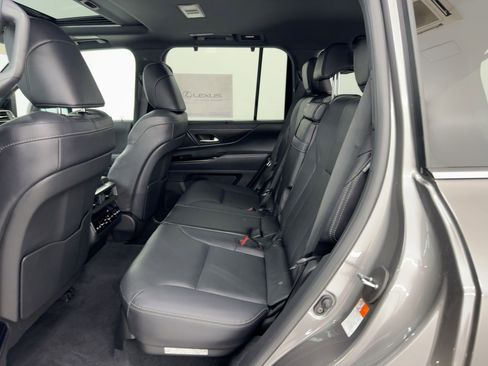 New 2026 Lexus LX 600 4WD w/ Premium Package image 13