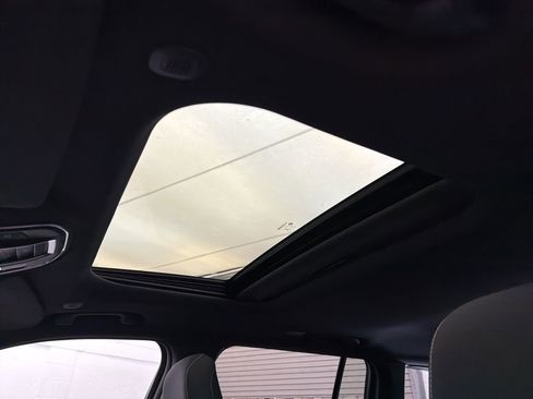 New 2026 Jeep Grand Cherokee Laredo X image 16