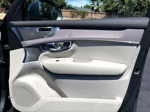 New 2027 Volvo XC90 B6 Ultra AWD/4WD image 31