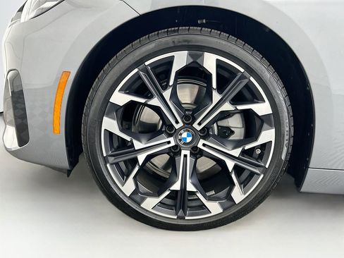 Used 2025 BMW 230i Coupe w/ Convenience Package image 27