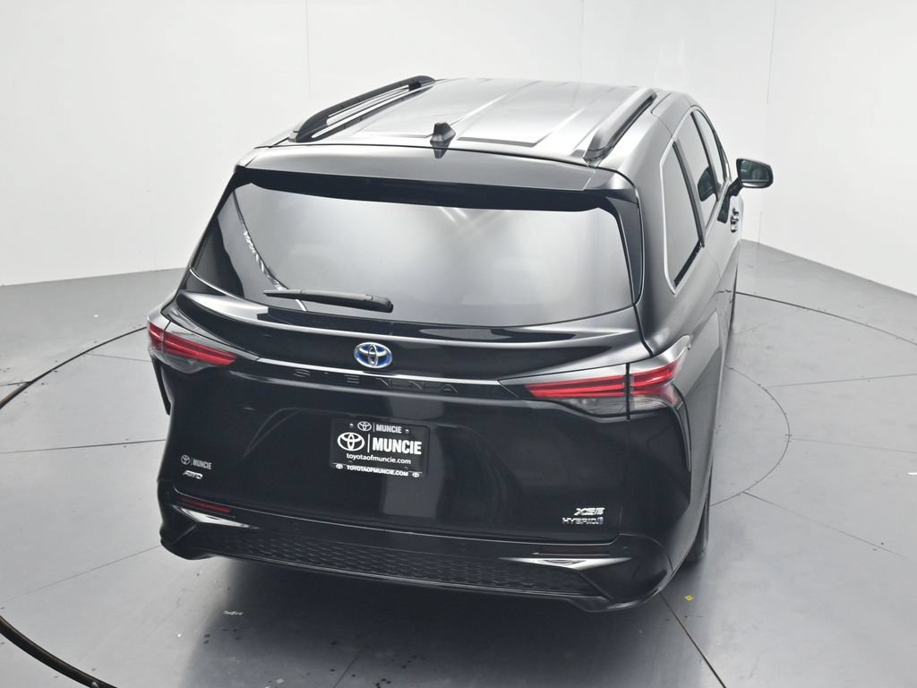 Used 2024 Toyota Sienna XSE w/ XSE Plus Package AWD/4WD image 49