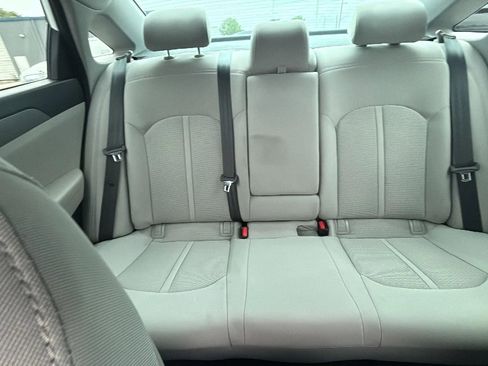 Used 2016 Hyundai Sonata SE FWD image 19