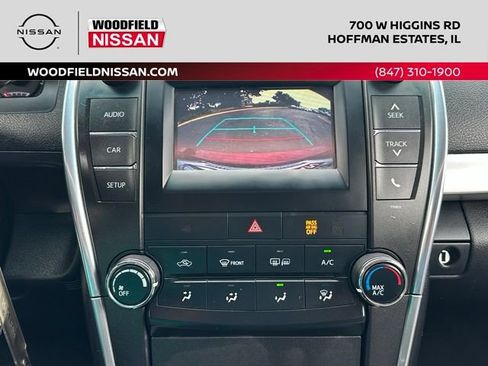 Used 2015 Toyota Camry SE w/ Moonroof Package FWD image 35