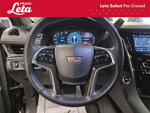 Used 2018 Cadillac Escalade Platinum image 13