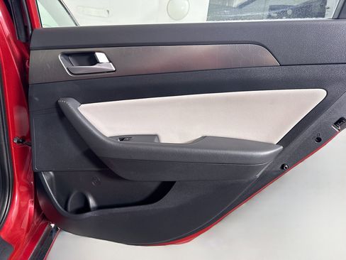 Used 2017 Hyundai Sonata Sport 2.0T image 27