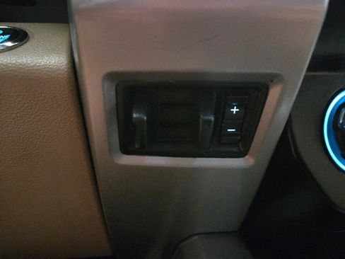 Used 2021 Ford F250 Lariat w/ Lariat Ultimate Package image 52