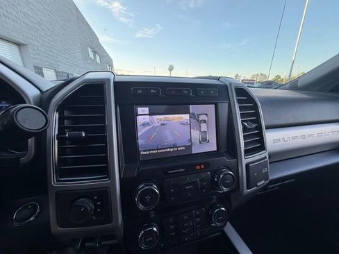 Used 2020 Ford F350 Lariat w/ Lariat Ultimate Package AWD/4WD image 35