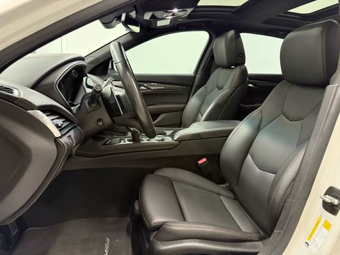 Used 2022 Cadillac CT5 V image 15