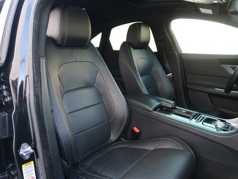 Used 2016 Jaguar XF R-Sport RWD image 13