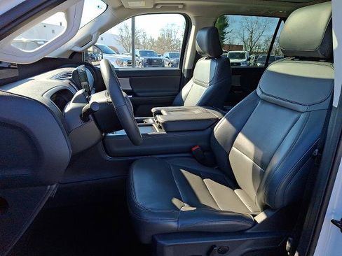 Certified 2025 Ford Expedition Max Active image 14