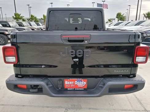 New 2026 Jeep Gladiator Mojave AWD/4WD image 6