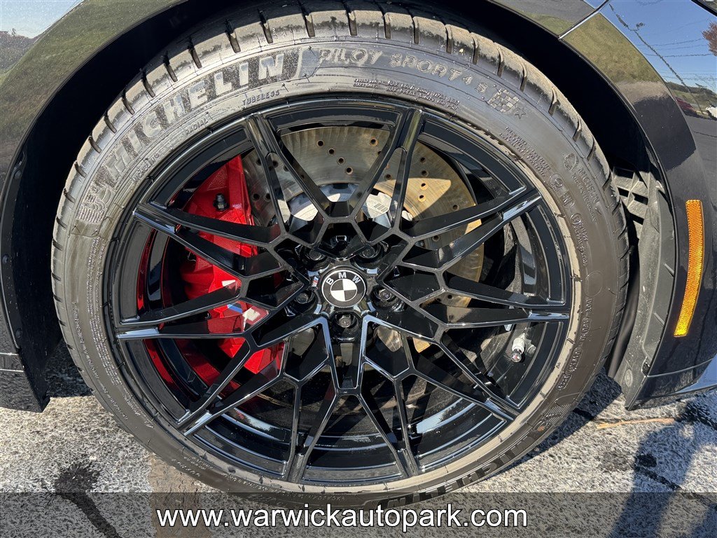 Used 2026 BMW M3 w/ M Carbon Exterior Package RWD image 27