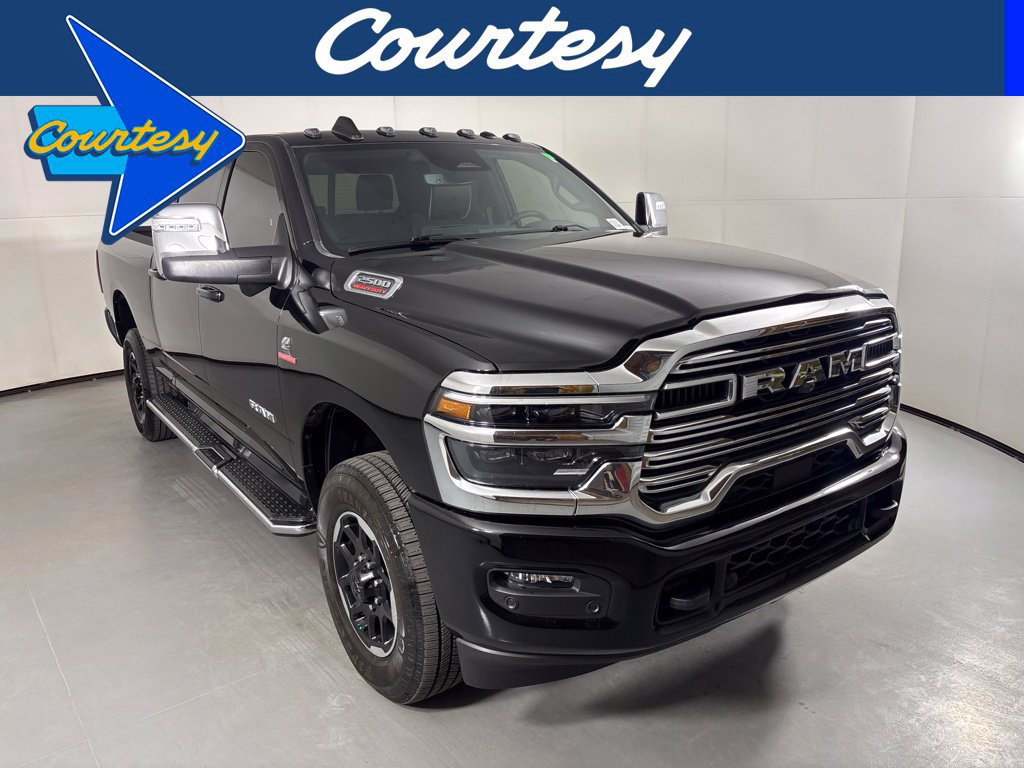 Used 2025 RAM 2500 Laramie w/ Towing Technology Group AWD/4WD image 1