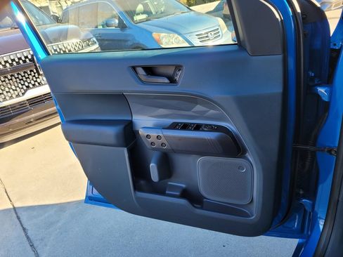 New 2026 Ford Maverick Lobo AWD/4WD image 12