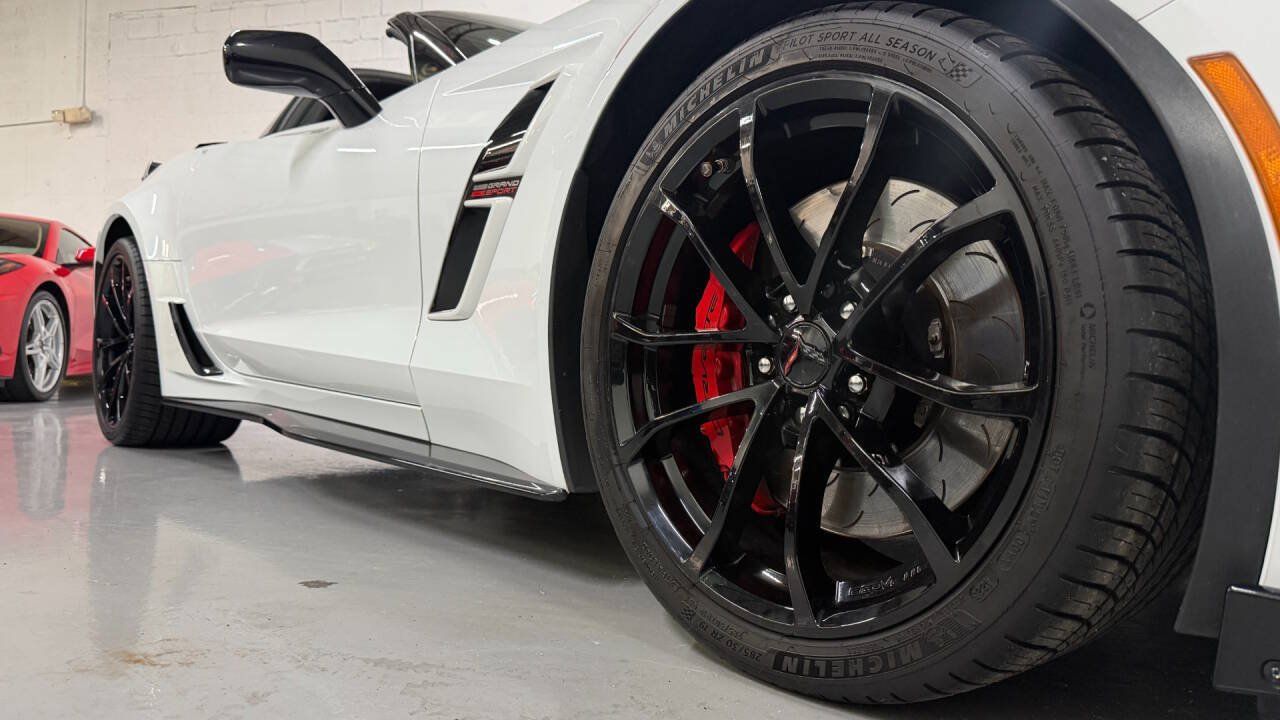 Used 2019 Chevrolet Corvette Grand Sport RWD image 8